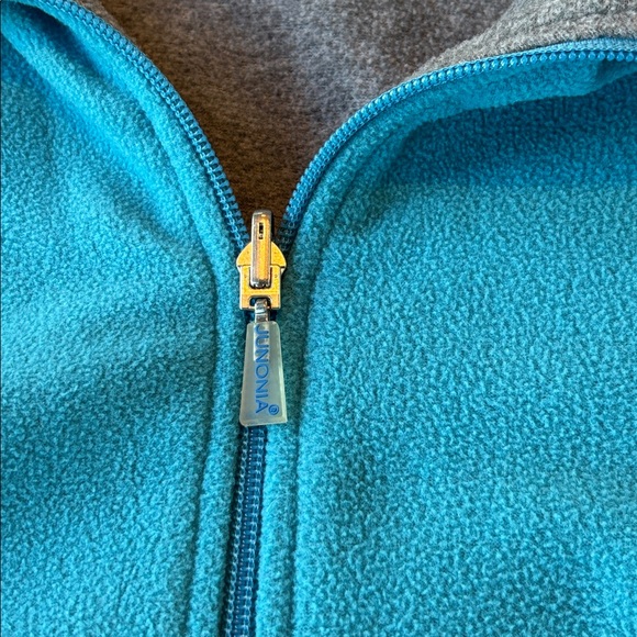 Junonia Reversible Zippered Sweatshirt in Teal and Gray. Size 1X - Picture 4 of 8